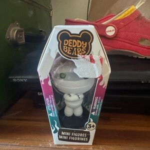 Deddy Bears Mini Figure - White & Black Vinyl Collectible